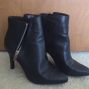 Black Kelly & Katie High Heel Ankle Boots